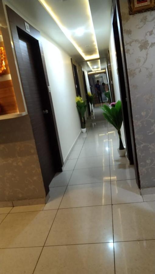 Hotel Atlanta أحمد أباد المظهر الخارجي الصورة